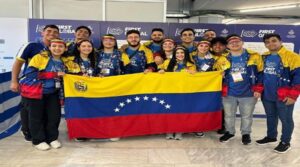 Venezolanos logran medalla de plata en el First Global Challenge