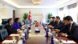 Venezuela y Turquía evaluaron nuevos planes bilaterales en petróleo y gas natural - AlbertoNews