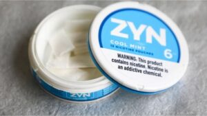 cae el consumo del tabaco y aumenta la demanda de bolsas de nicotina entre los jóvenes