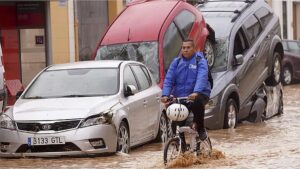 más de 50 muertos por devastadoras inundaciones en Valencia