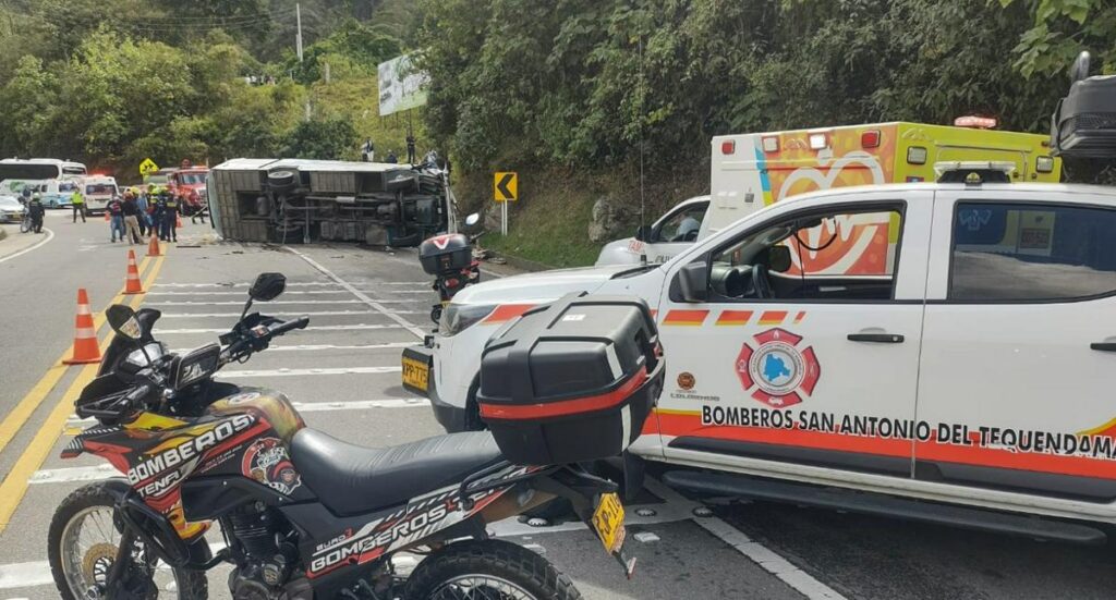 quiénes eran los estudiantes a bordo del bus