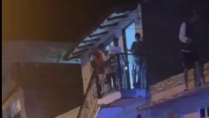 un hombre golpeó a su esposa y a sus dos hijastros en Florida
