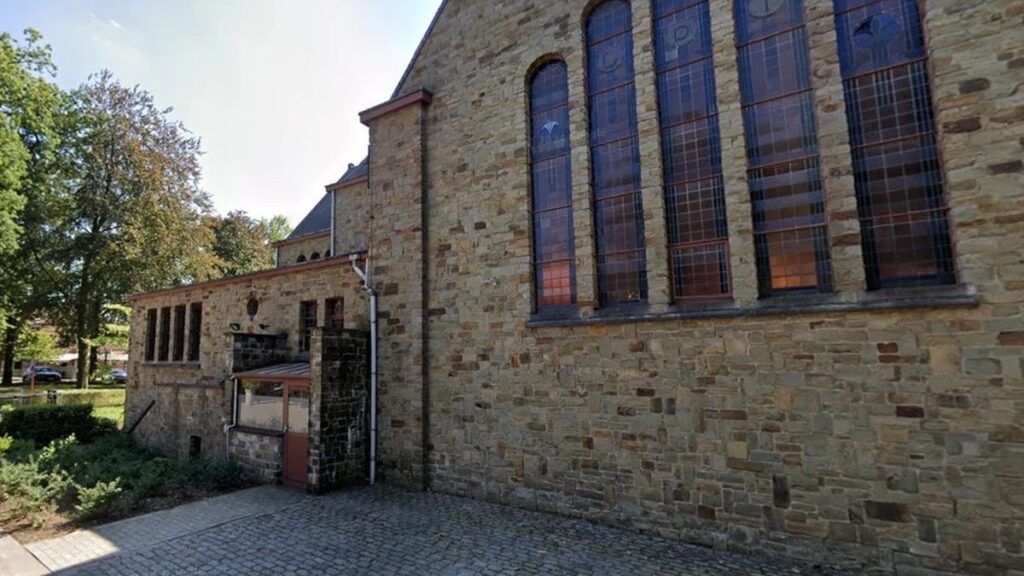 un sacerdote murió drogado en una fiesta sexual