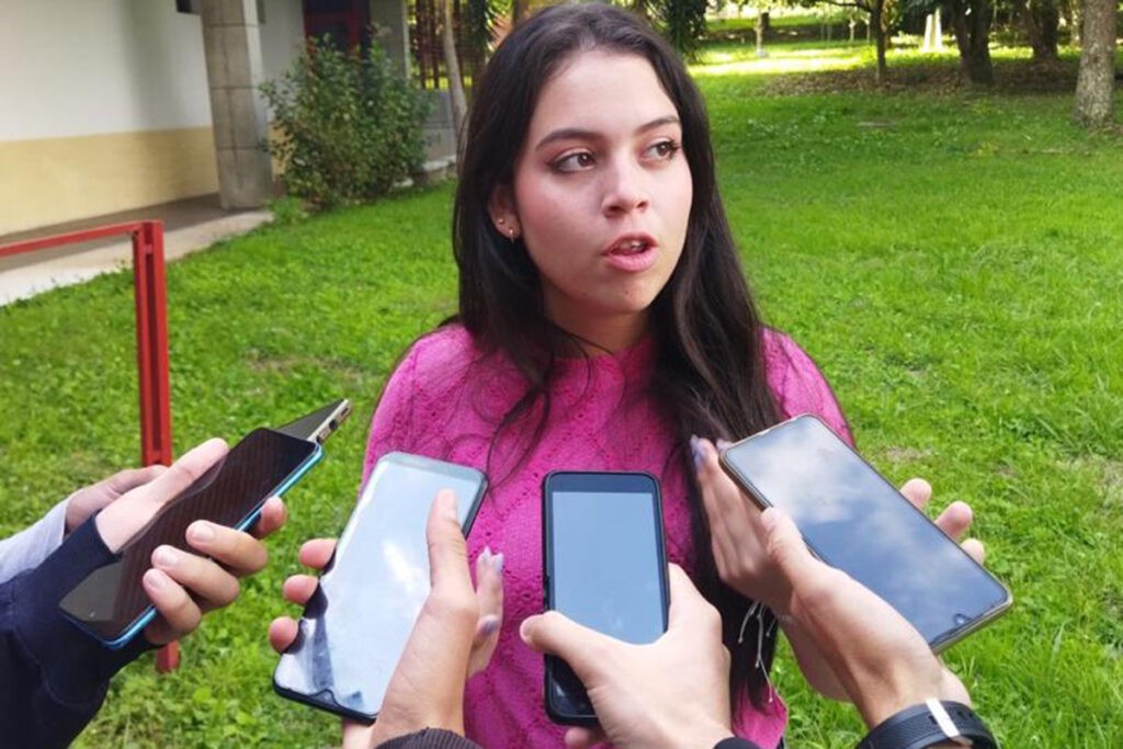 Al menos 75 % de trabajadores universitarios han pensado en renunciar