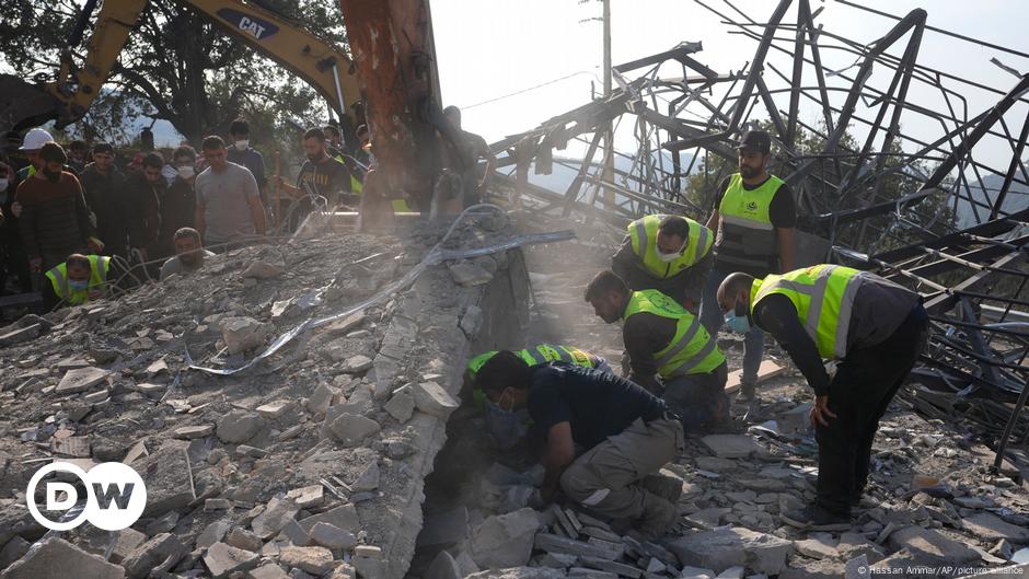 Al menos 8 muertos en un bombardeo en el norte de Líbano – DW – 12/11/2024