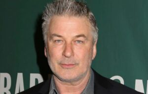 Alec Baldwin no quiere ver la película “Rust” tras dos años devastadores: “Es algo muy doloroso” - AlbertoNews