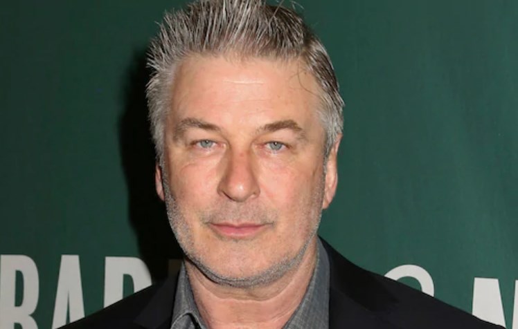 Alec Baldwin no quiere ver la película “Rust” tras dos años devastadores: “Es algo muy doloroso” - AlbertoNews