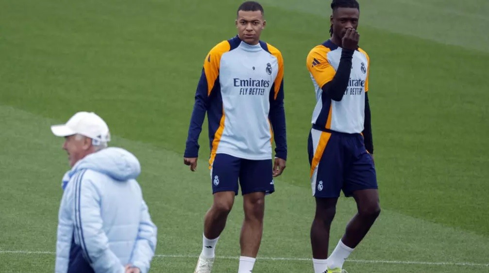 Ancelotti cree que Mbappé está "hundido pero motivado" - AlbertoNews