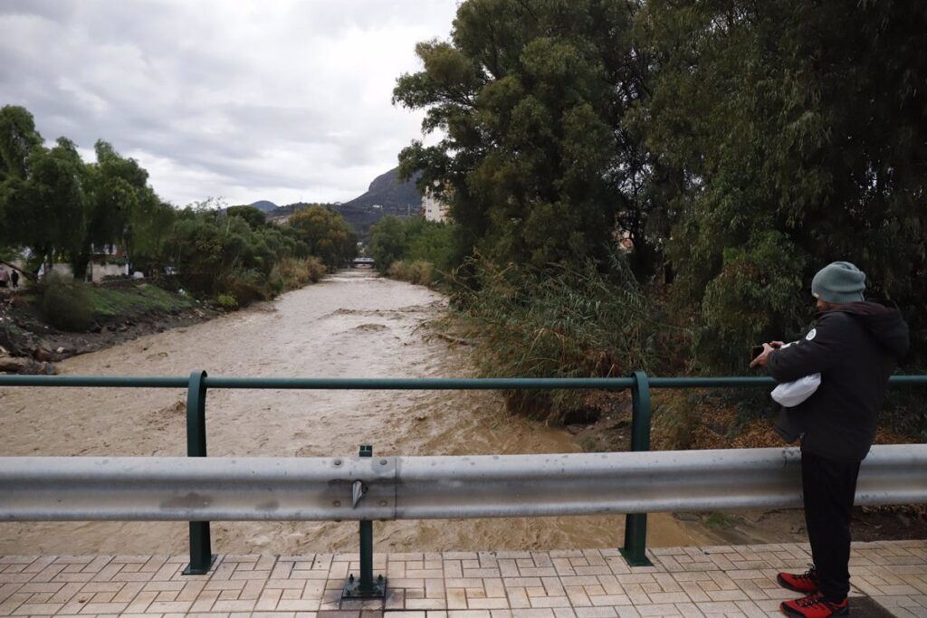 Andalucía suma 1.163 incidencias por la DANA con más rescates en Vélez-Málaga y Monda y anegaciones en Motril y Marbella