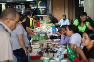 Arrancan más de 100 ferias navideñas en el país