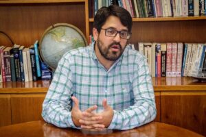 Asdrúbal Oliveros sugirió alternativas para dejar de subestimar a un grupo de consumidores