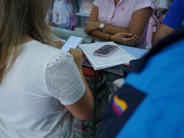 Así será el nuevo seguimiento de la Dian al comercio y la factura electrónica | Impuestos | Economía