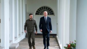Biden autoriza a Ucrania para usar misiles contra Rusia
