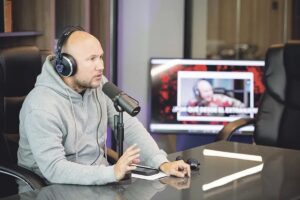 Carvajalino, a Edmundo González: "Deje de mentir y decir que aparecerá el 10E como sea"