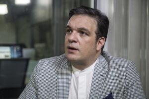 Cusanno lamentó que la oposición en el exilio esté "construyendo fe" para el 10E