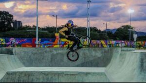 Daniel Dhers inaugura el Parque Extremo de Barquisimeto y se despide del BMX Freestyle - Yvke Mundial