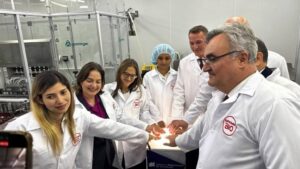 Delegación rusa visita planta de la empresa Espromed Bio en Caracas | Diario El Luchador