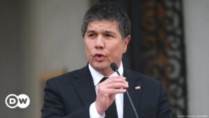 Detienen a exviceministro de Boric acusado de violación – DW – 14/11/2024