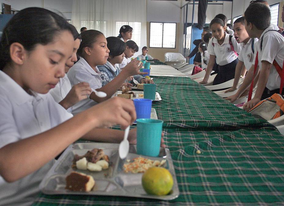 Diecisiete países de Latinoamérica firman un acuerdo para mejorar la alimentación escolar - AlbertoNews