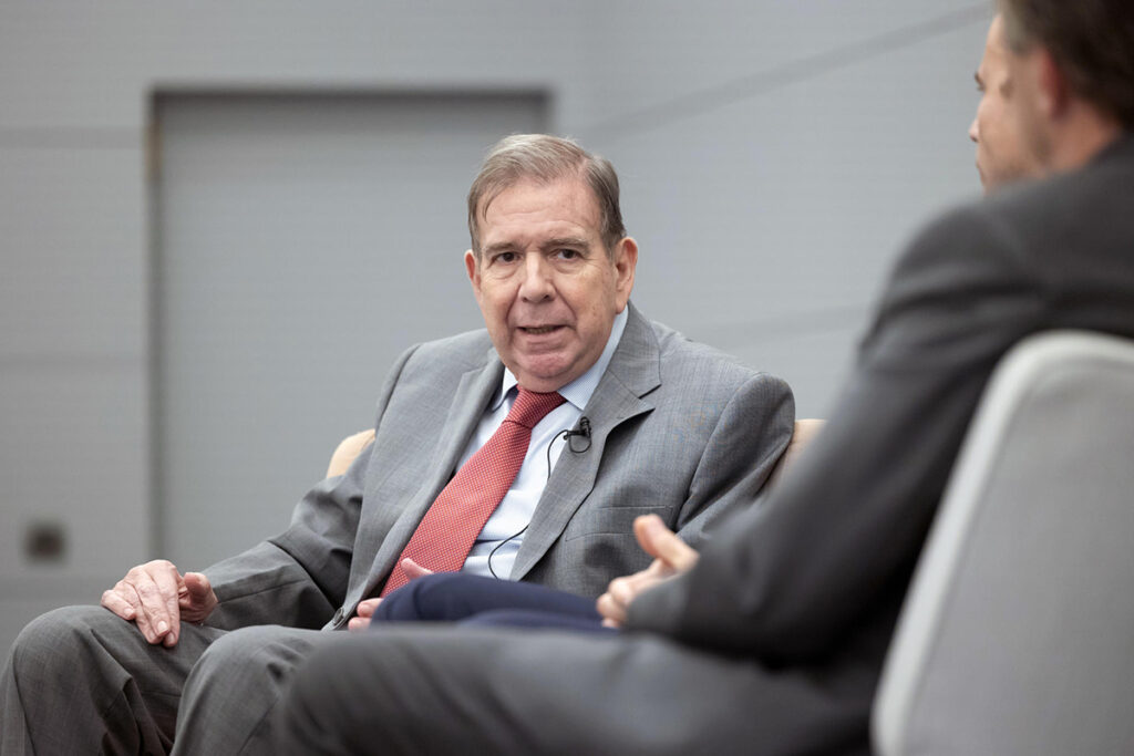 EGU cree que liberación de presos políticos puede marcar un "nuevo rumbo"