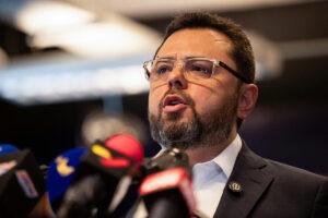 Ecarri exigió a Maduro explicaciones por intenciones de privatizar Monómeros