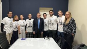 Edmundo González se reunió con familiares de presos políticos: “Mi compromiso con la libertad de todos es inquebrantable” - AlbertoNews