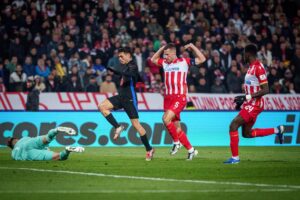 El Barça también golea en el 'infierno' de Belgrado (2-5)