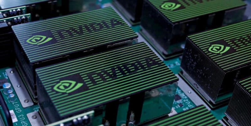 El CEO de Nvidia reivindica cooperación en tecnología pese a tensiones entre China y EE.UU. - AlbertoNews