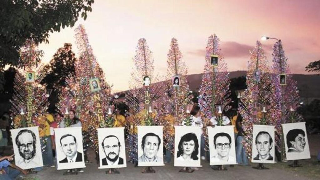 “Tenemos imputados notificados, pero que no han nombrado defensor”, dijo y añadió que “son cuestiones (de defensa) técnicas que hicieron que la audiencia preliminar no se realizara este día”, indicó.