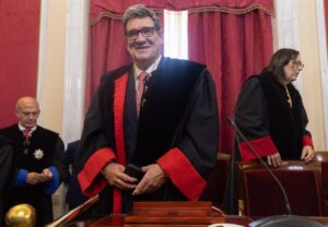El exministro Escrivá se estrena en el Congreso como gobernador del Banco de España, tras las críticas a su nombramiento