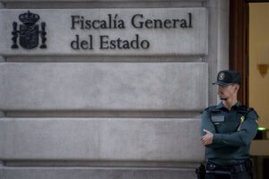 El juez vio "totalmente necesaria" la entrada en el despacho del fiscal general por la "gravedad" del delito