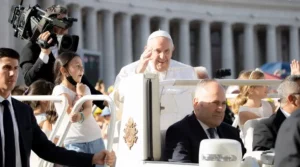 El papa insta a la juventud a no ser estrellas de un día en RRSS