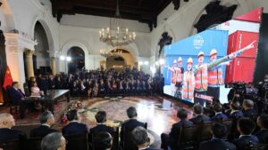Presidente Xi Jinping inaugura megapuerto chino en Perú