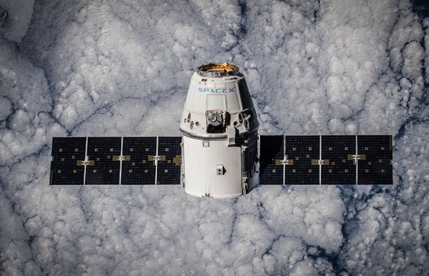 Elon Musk y SpaceX revolucionan las comunicaciones globales