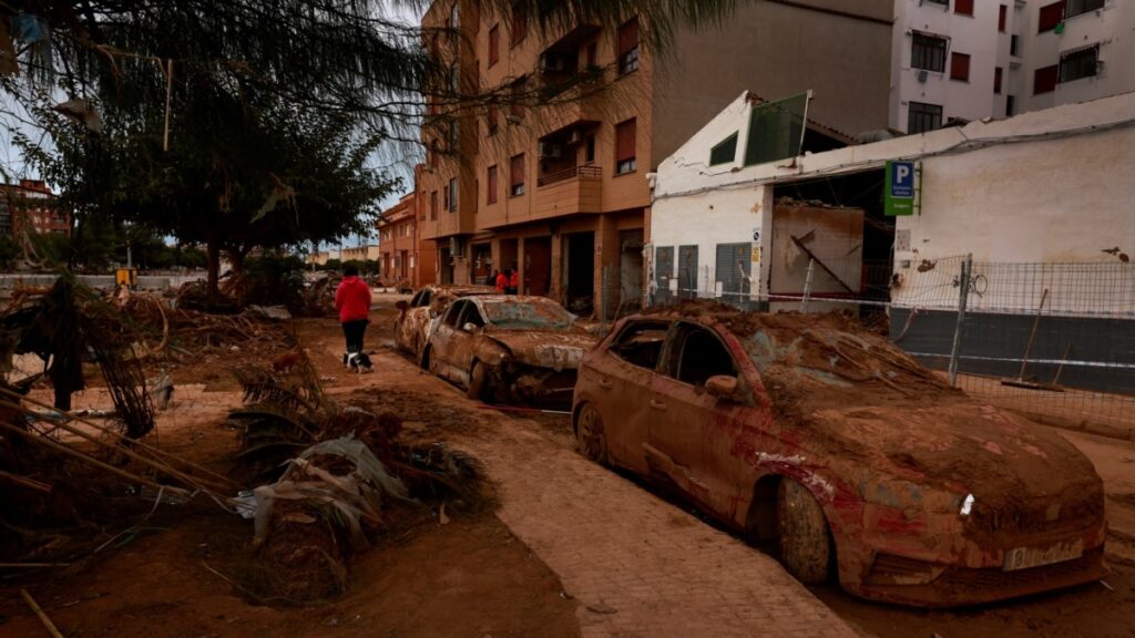 En fotos | Valencia, España, se prepara para posibles nuevas tormentas