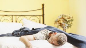 Esta posición para dormir podría ser el secreto para el éxito financiero - AlbertoNews