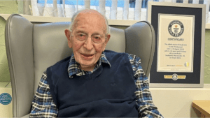 Falleció a los 112 años John Alfred Tinniswood, el hombre más longevo del mundo