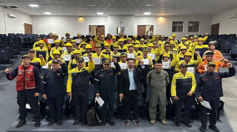 Fuerza de Tarea Humanitaria recibe reconocimiento por labores en Bolivia - Yvke Mundial