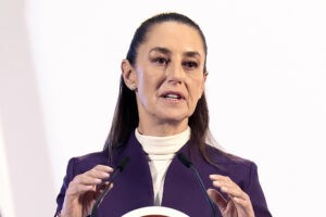 Gobierno de Sheinbaum presentará un presupuesto con menos déficit y más ingresos