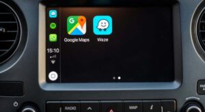 Google Maps "roba" la función más destacada de Waze para añadirla también a Android Auto