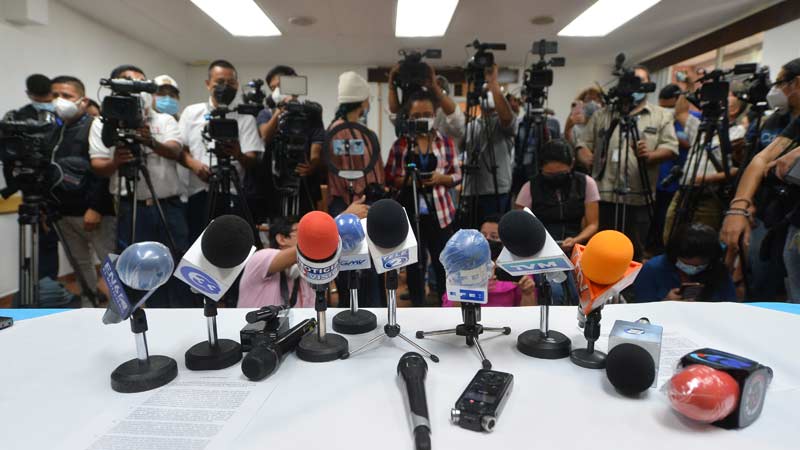 Gremios y ONG de Venezuela exigen justicia y libertad para periodistas detenidos - AlbertoNews