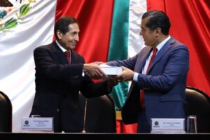 Hacienda entrega Paquete Económico 2025 a la Cámara de Diputados; prevé crecimiento de entre 2 y 3 % para 2025