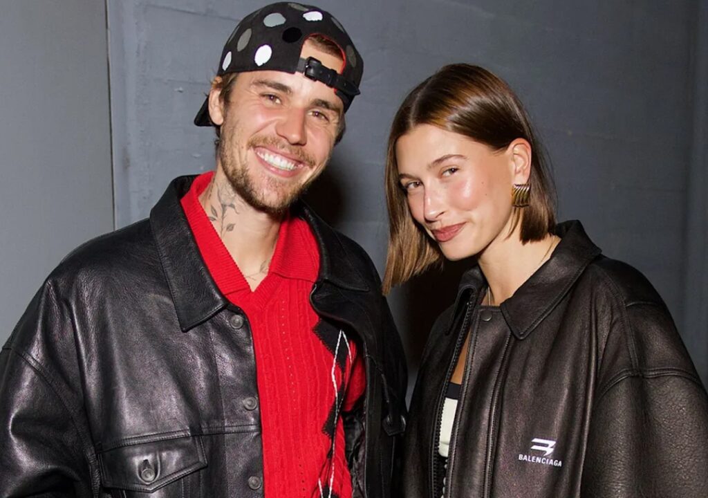 Hailey Bieber publica la primera foto de su hijo desde su nacimiento para llamar a votar en las presidenciales de EEUU