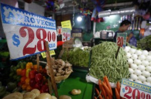 Inflación en México acelera a 4.76 % en octubre