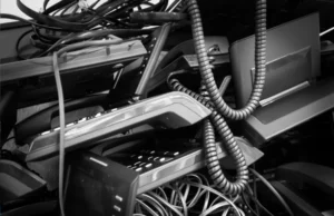 Informe: 25% de los desechos electrónicos terminan en la basura doméstica