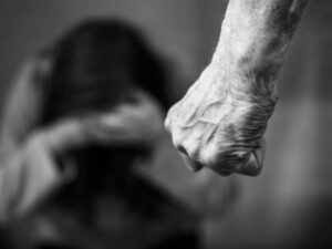 Investigan por 'acto sexual violento' a alto funcionario denunciado por acoso | Gobierno | Economía