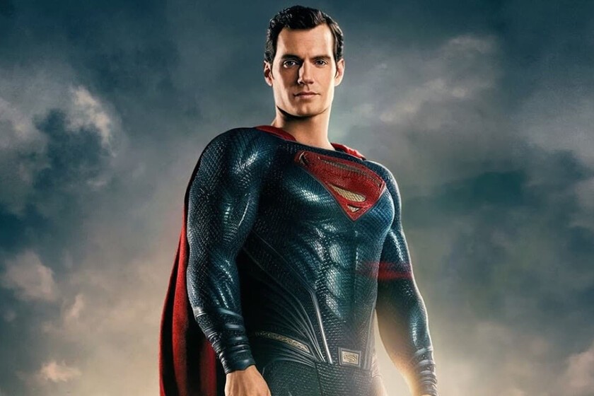 James Gunn confirma que el traje de Superman de Henry Cavill acabó destrozado durante las audiciones de la nueva película del Hombre de Acero: "Se hizo pedazos"