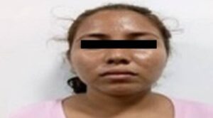 La apresan por golpear a su hija de cinco años con un cable