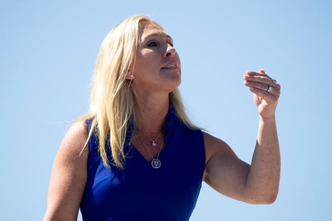 La conspiranoica trumpista Marjorie Taylor Greene dirigirá el comité para recortar el gobierno de Estados Unidos