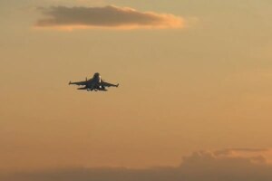 Las fuerzas ucranianas y norcoreanas entran en combate en Kursk, según los primeros informes oficiales